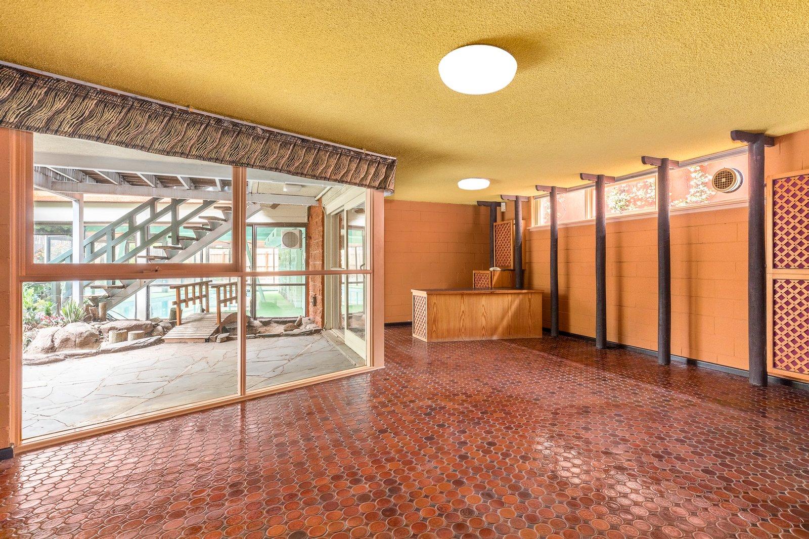 27 Tashinny Road, Toorak, 3142