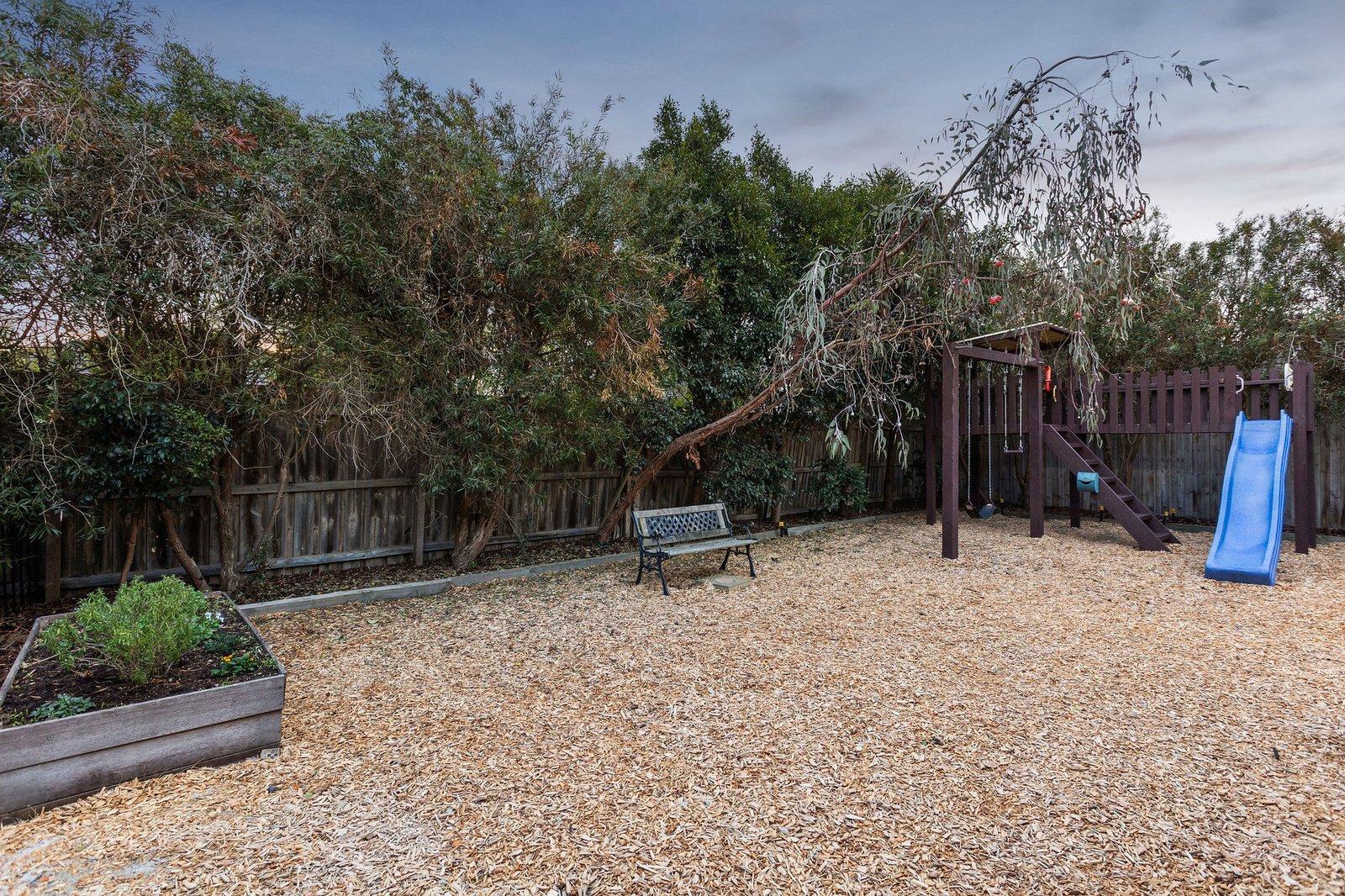 27 Paperbark Drive, Mount Martha, 3934