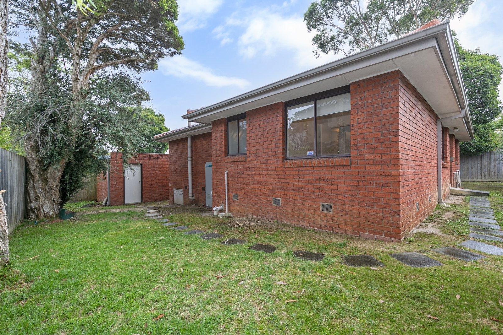 2/716 Whitehorse Road, Mitcham, 3132
