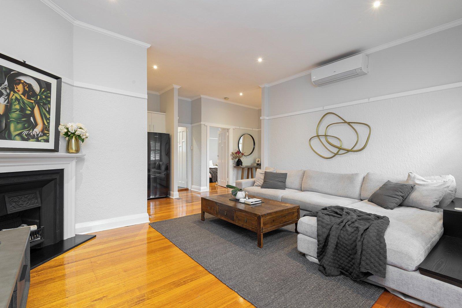 2/79 Barkly Street, St Kilda, 3182