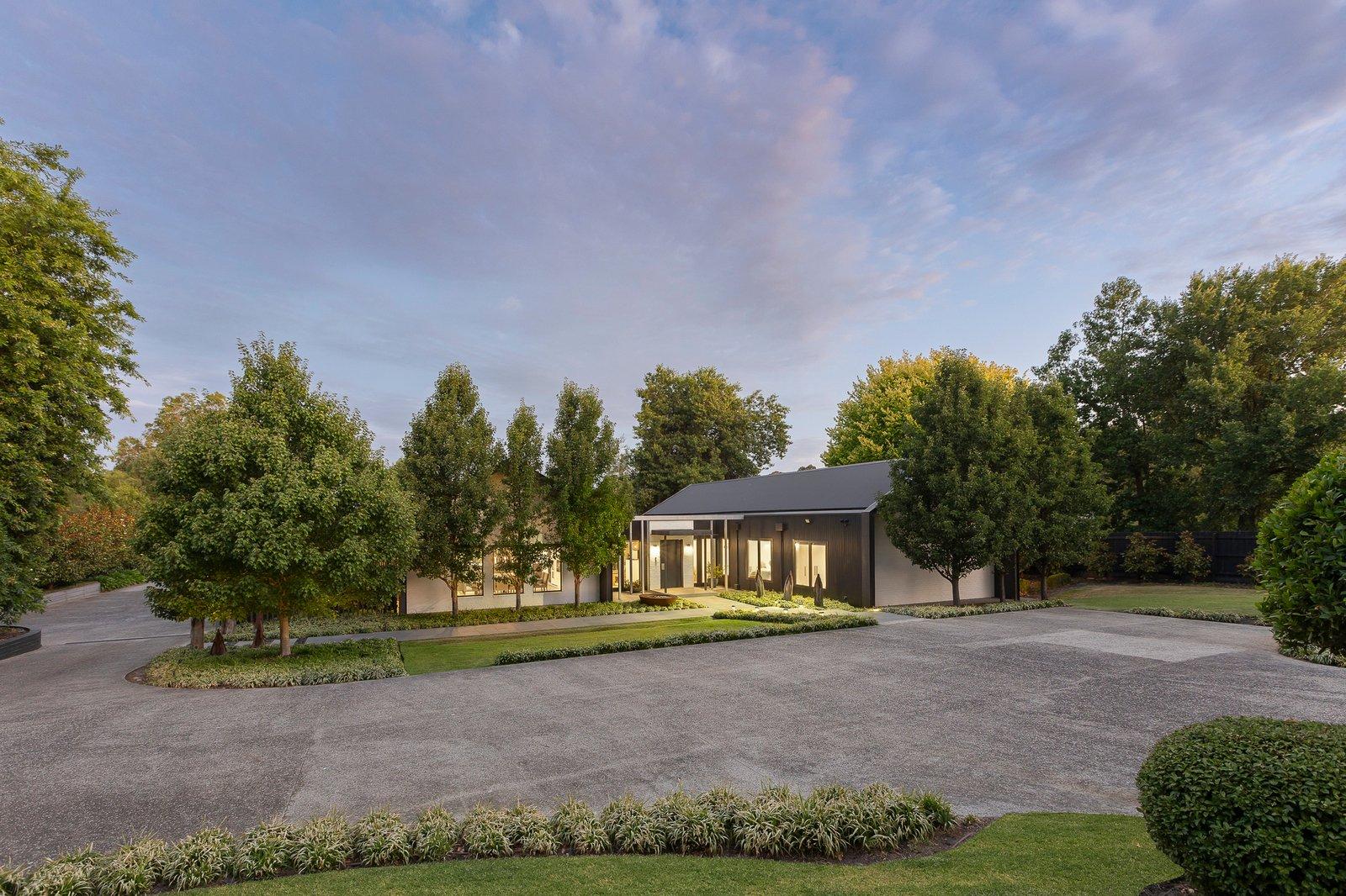 28-30 Beaumont Road, Berwick, 3806