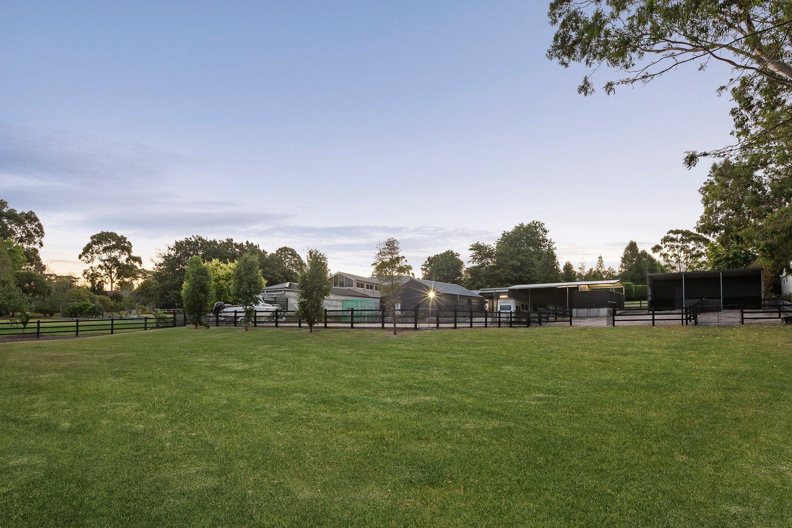 28-30 Beaumont Road, Berwick, 3806