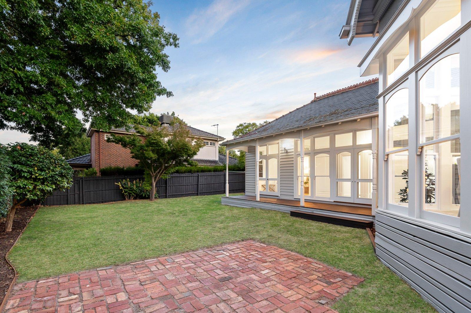 28 Uvadale Grove, Kew, 3101