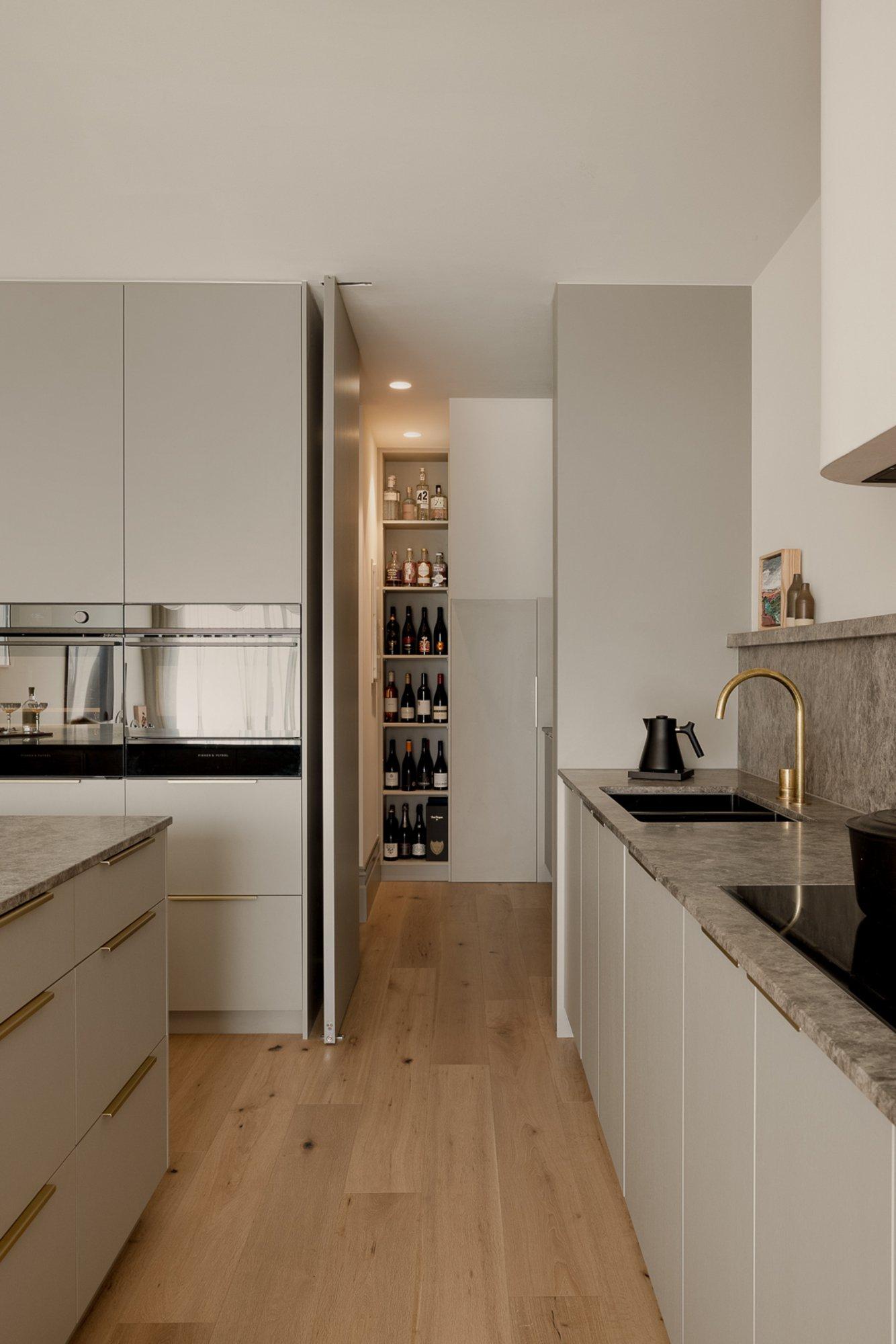 28 Young Street, Albert Park, 3206