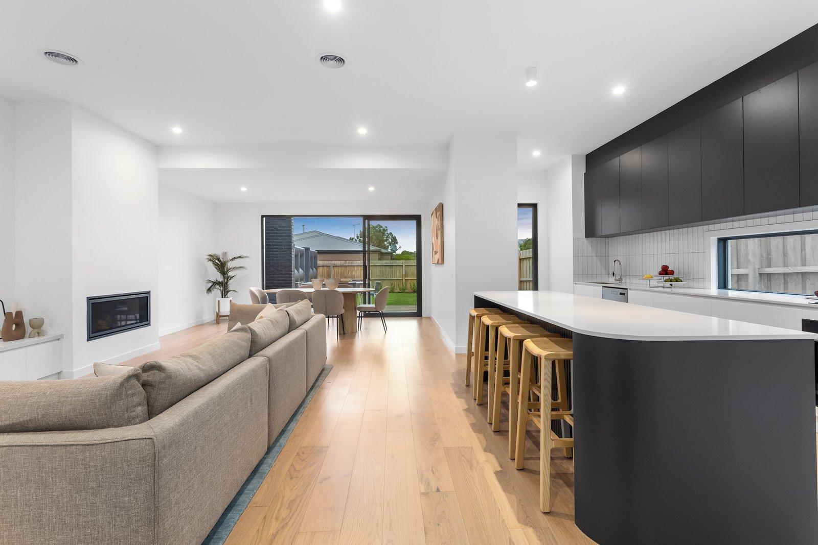 28 Carnoustie Grove, Mornington, 3931