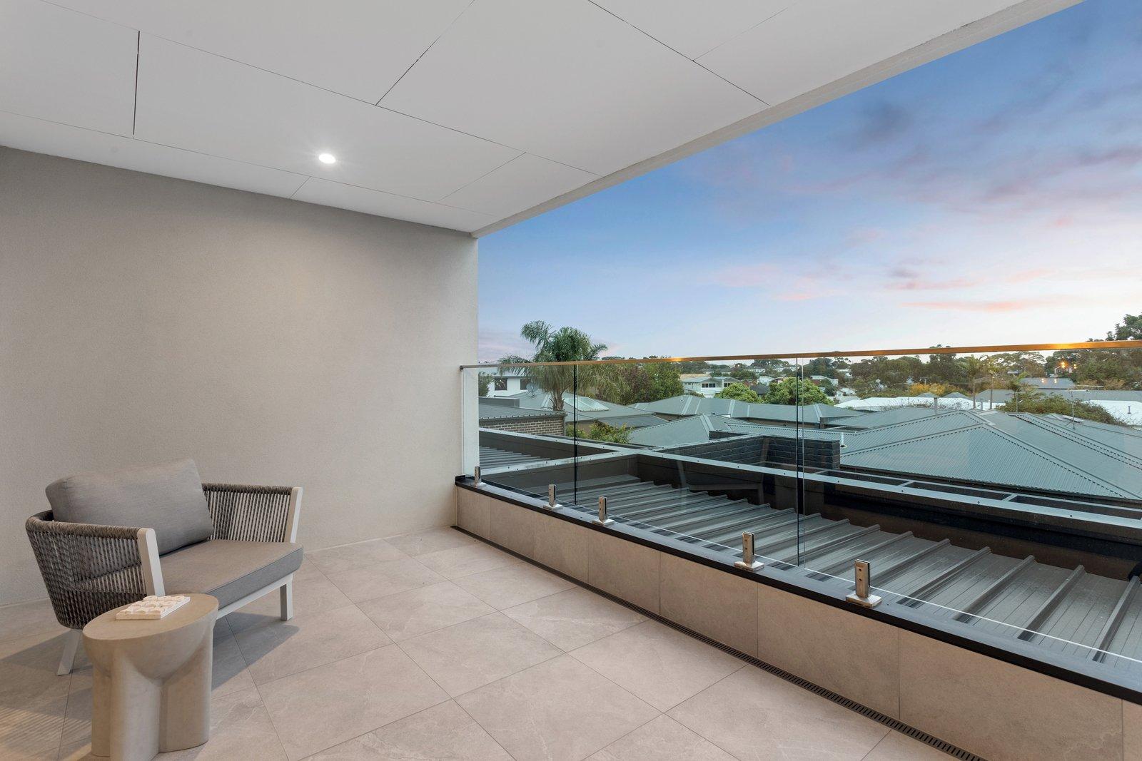 28 Carnoustie Grove, Mornington, 3931