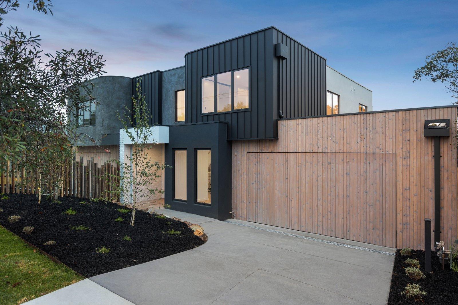 28 Carnoustie Grove, Mornington, 3931