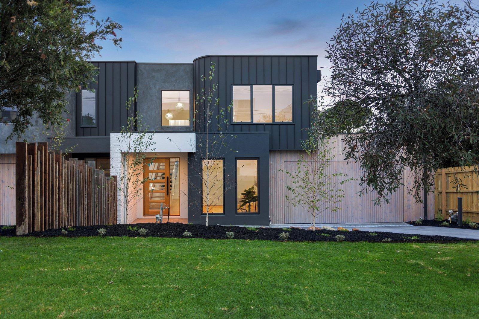 28 Carnoustie Grove, Mornington, 3931