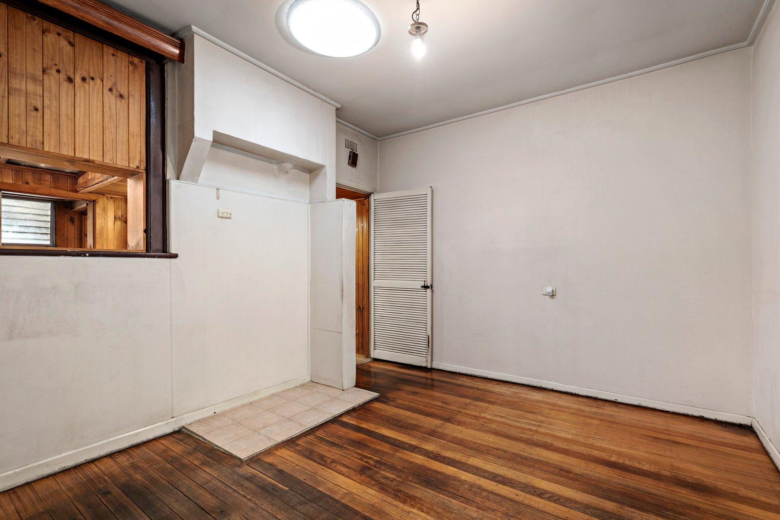 282 Williamstown Road, Port Melbourne, 3207