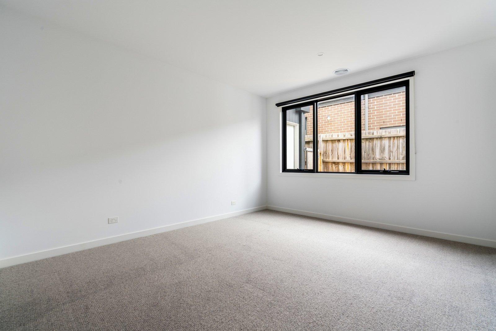 28A Carnoustie Grove, Mornington, 3931