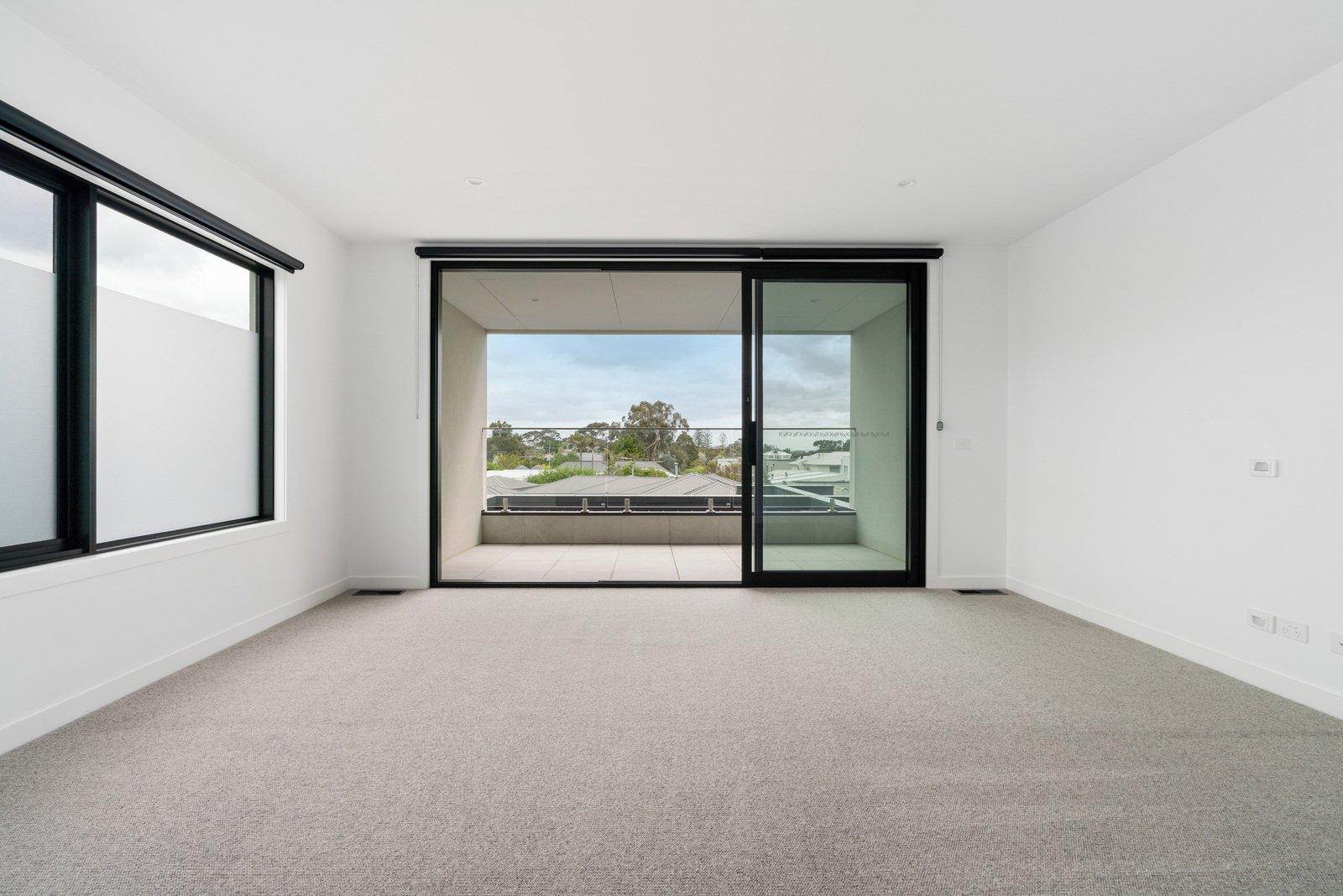 28A Carnoustie Grove, Mornington, 3931