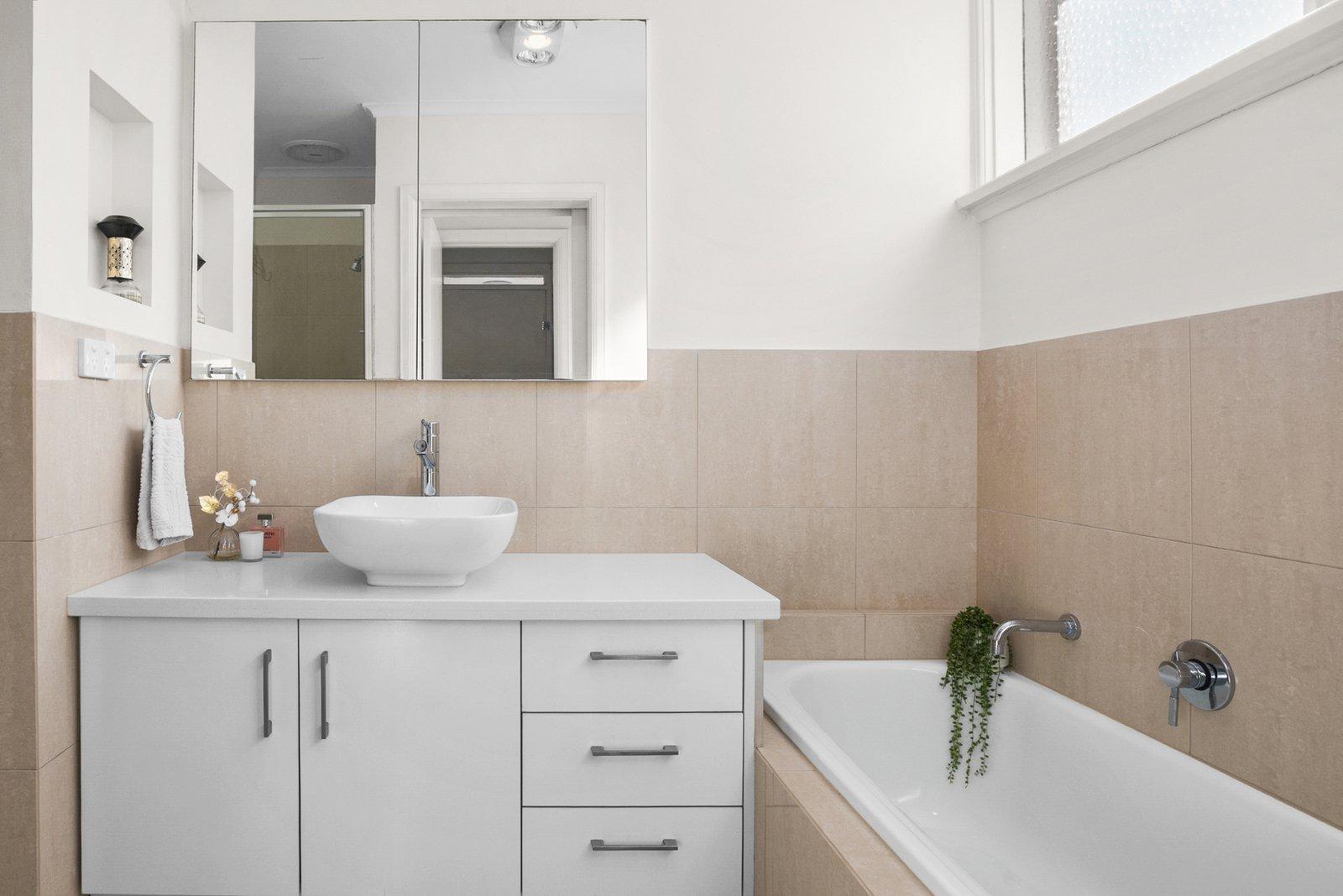 2/9 Binnie Street, Brighton East, 3187