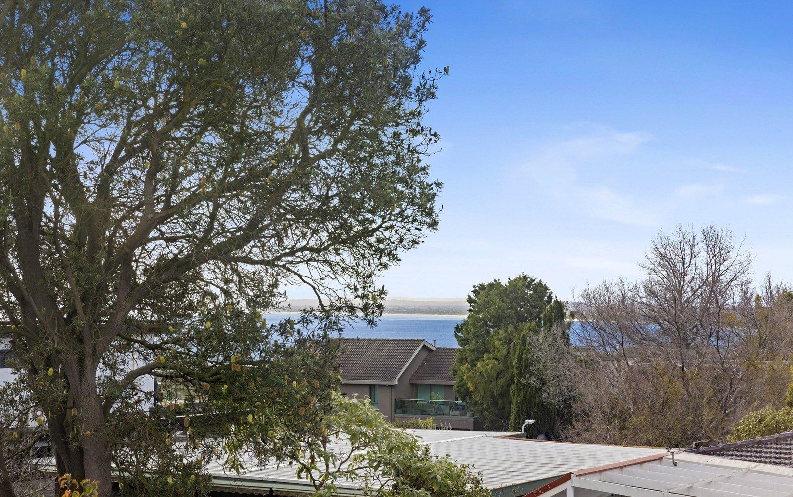 2/9 Bruarong Crescent, Frankston South, 3199