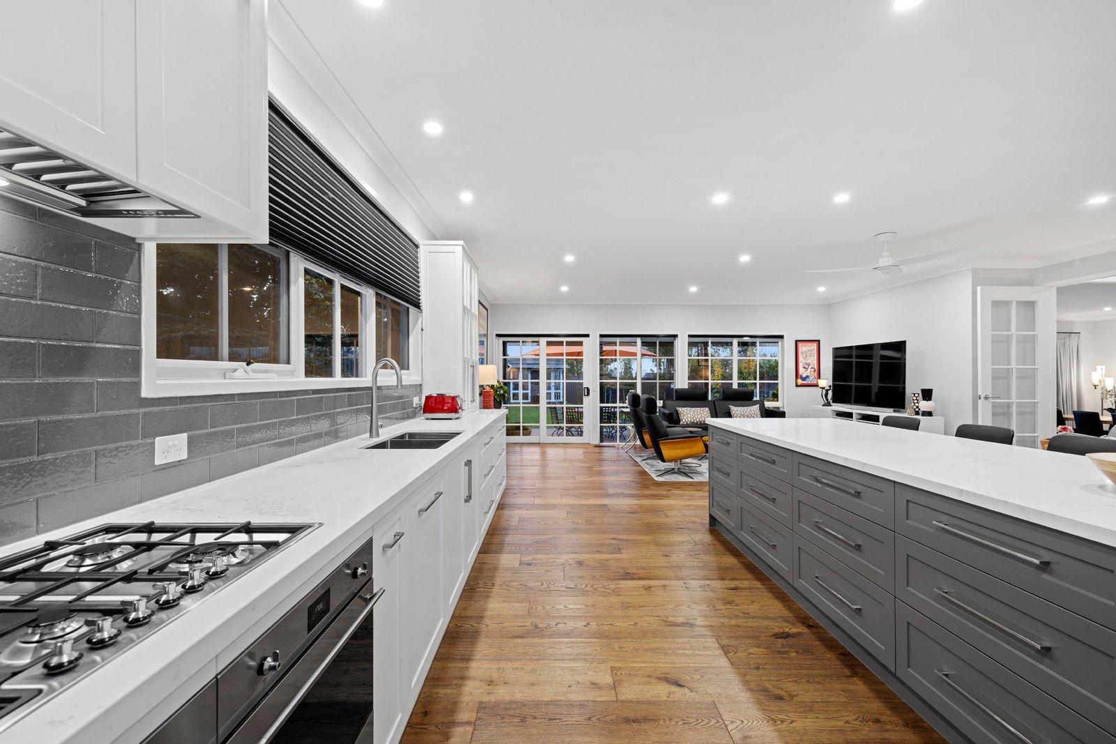 2/9 Bruarong Crescent, Frankston South, 3199