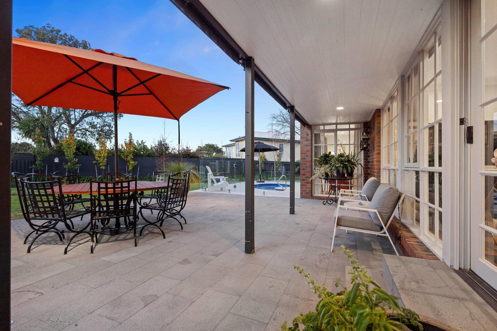 2/9 Bruarong Crescent, Frankston South, 3199