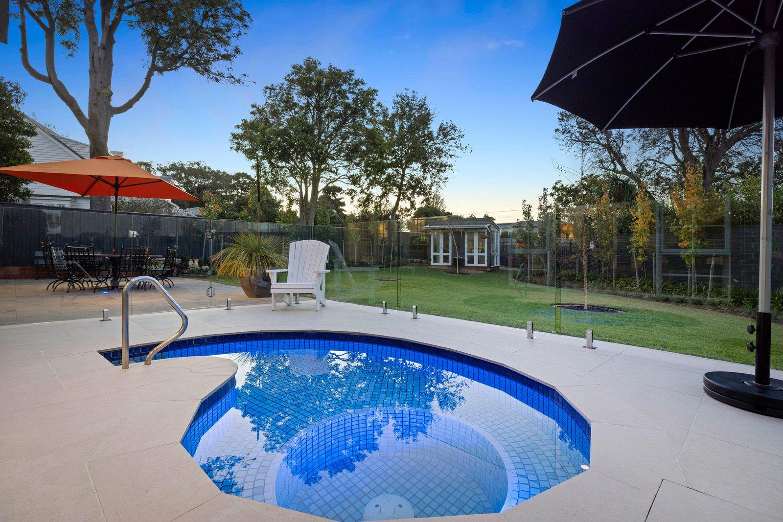 2/9 Bruarong Crescent, Frankston South, 3199