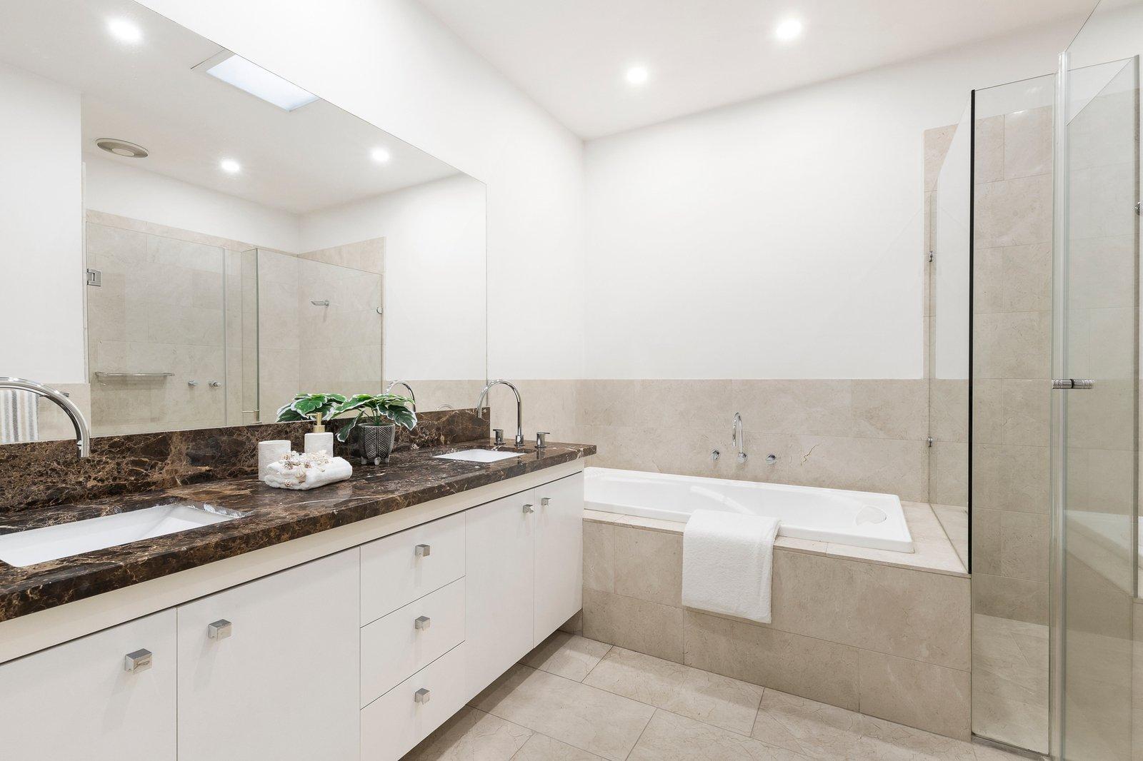 2A Brynmawr Road, Camberwell, 3124