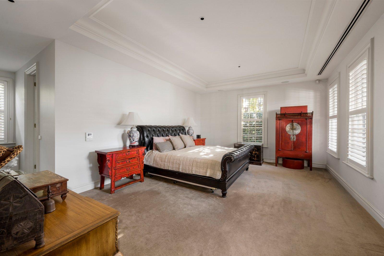 2B Stonnington Place, Toorak, 3142