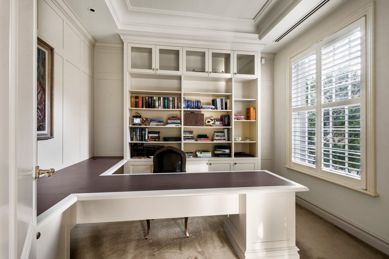 2B Stonnington Place, Toorak, 3142