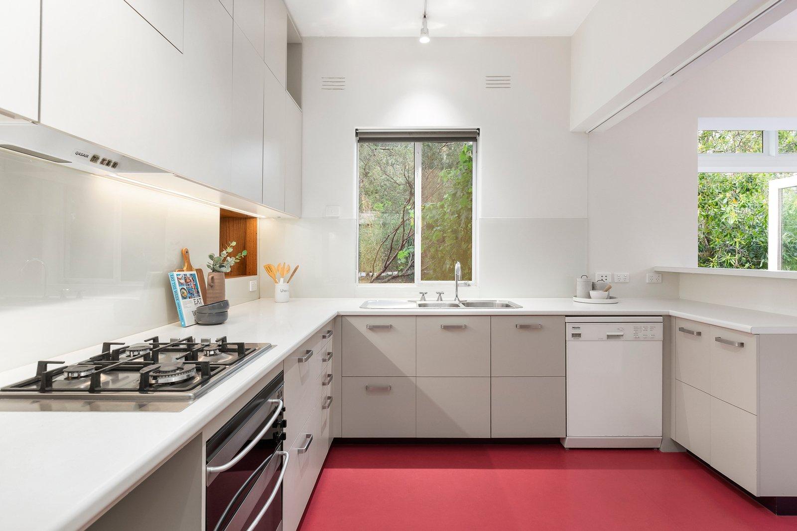 3-4 Younger Court, Kew, 3101