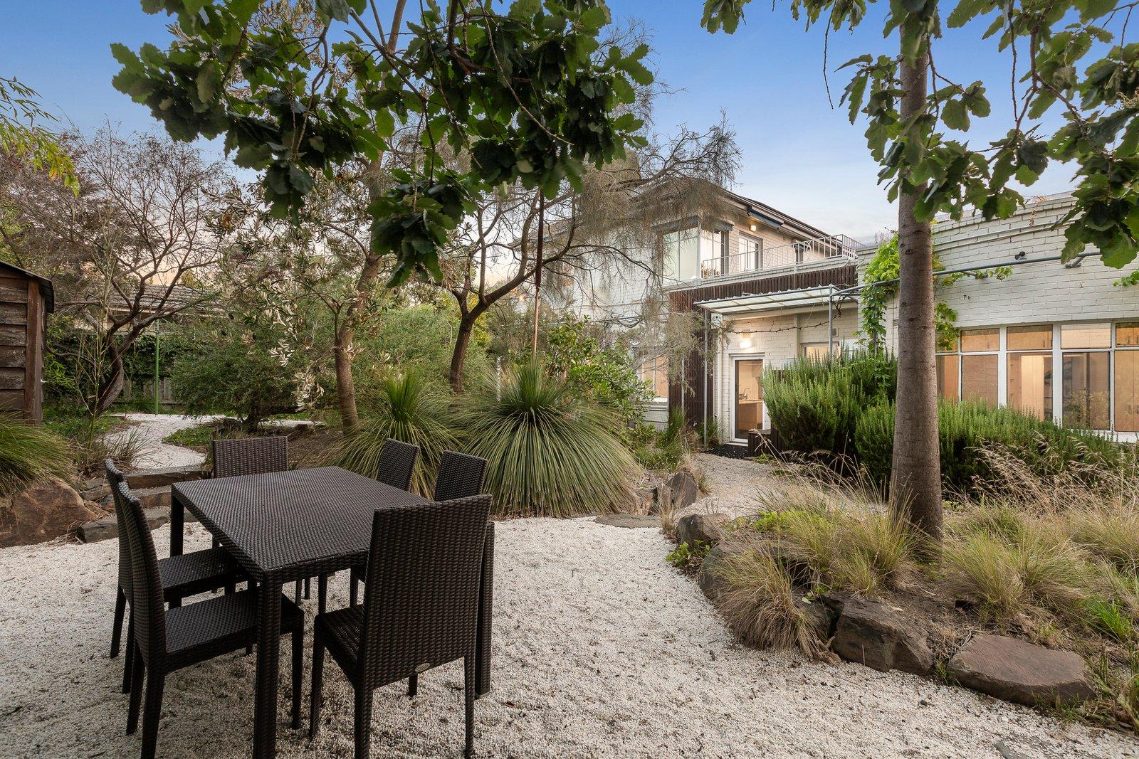 3-4 Younger Court, Kew, 3101