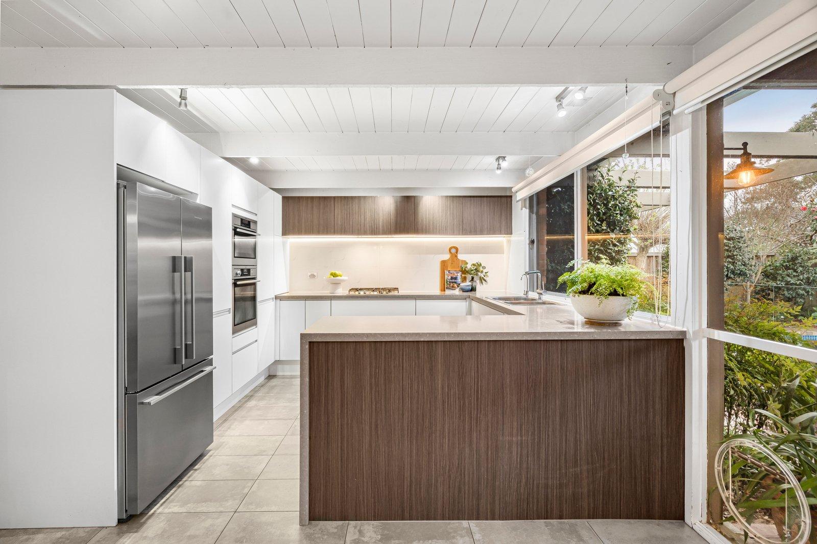 3 Beverly Hills Drive, Templestowe, 3106