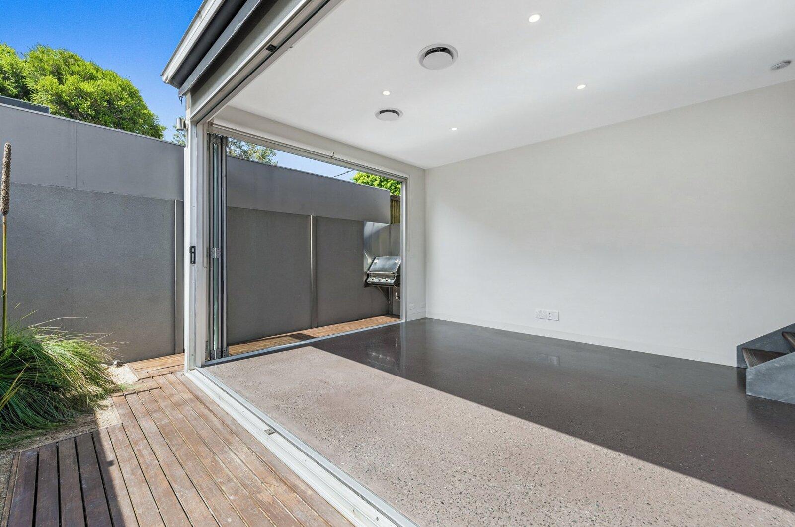 3 Cameron Place, Albert Park, 3206