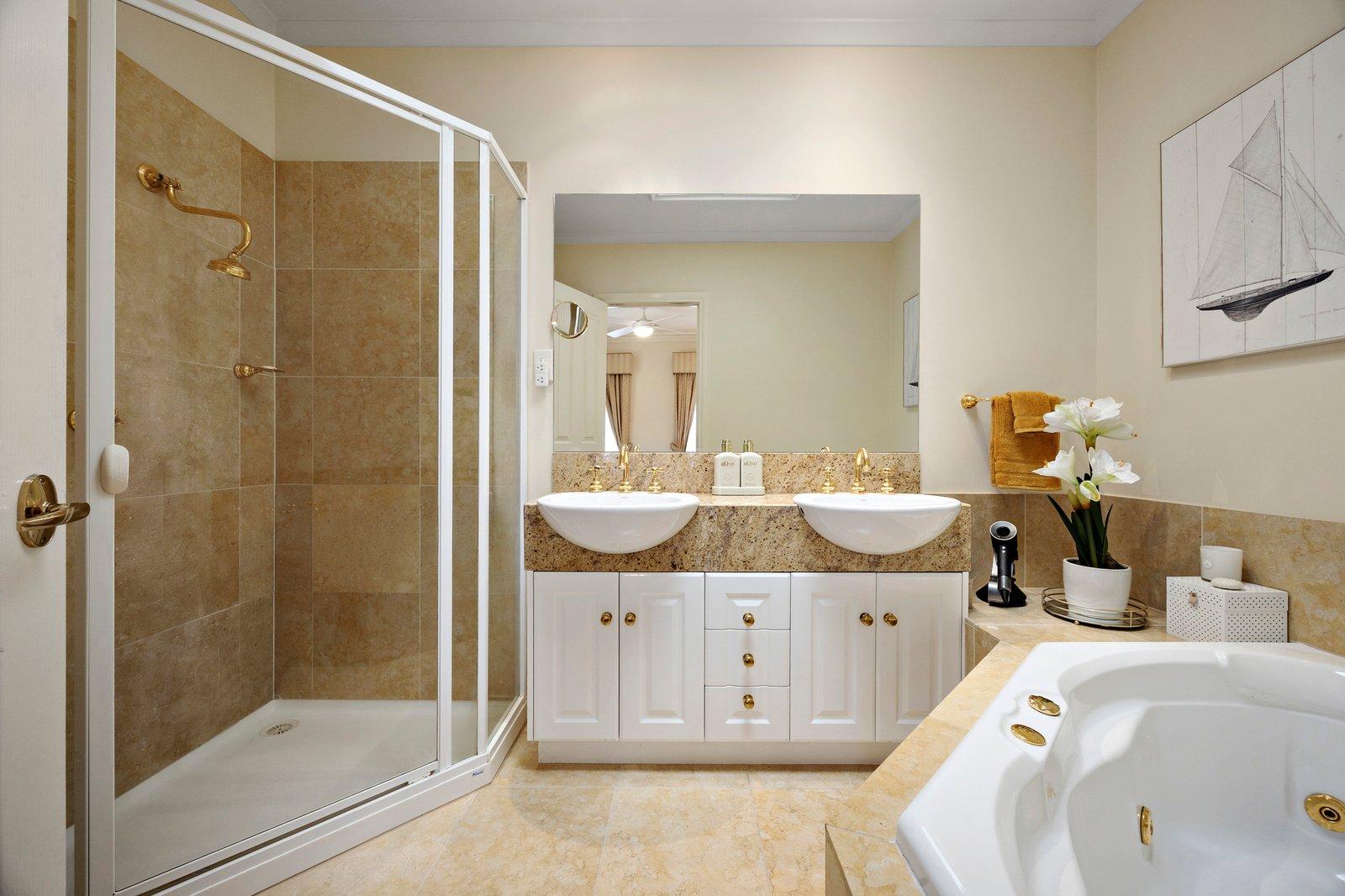 30 Deakin Street North, Hampton, 3188