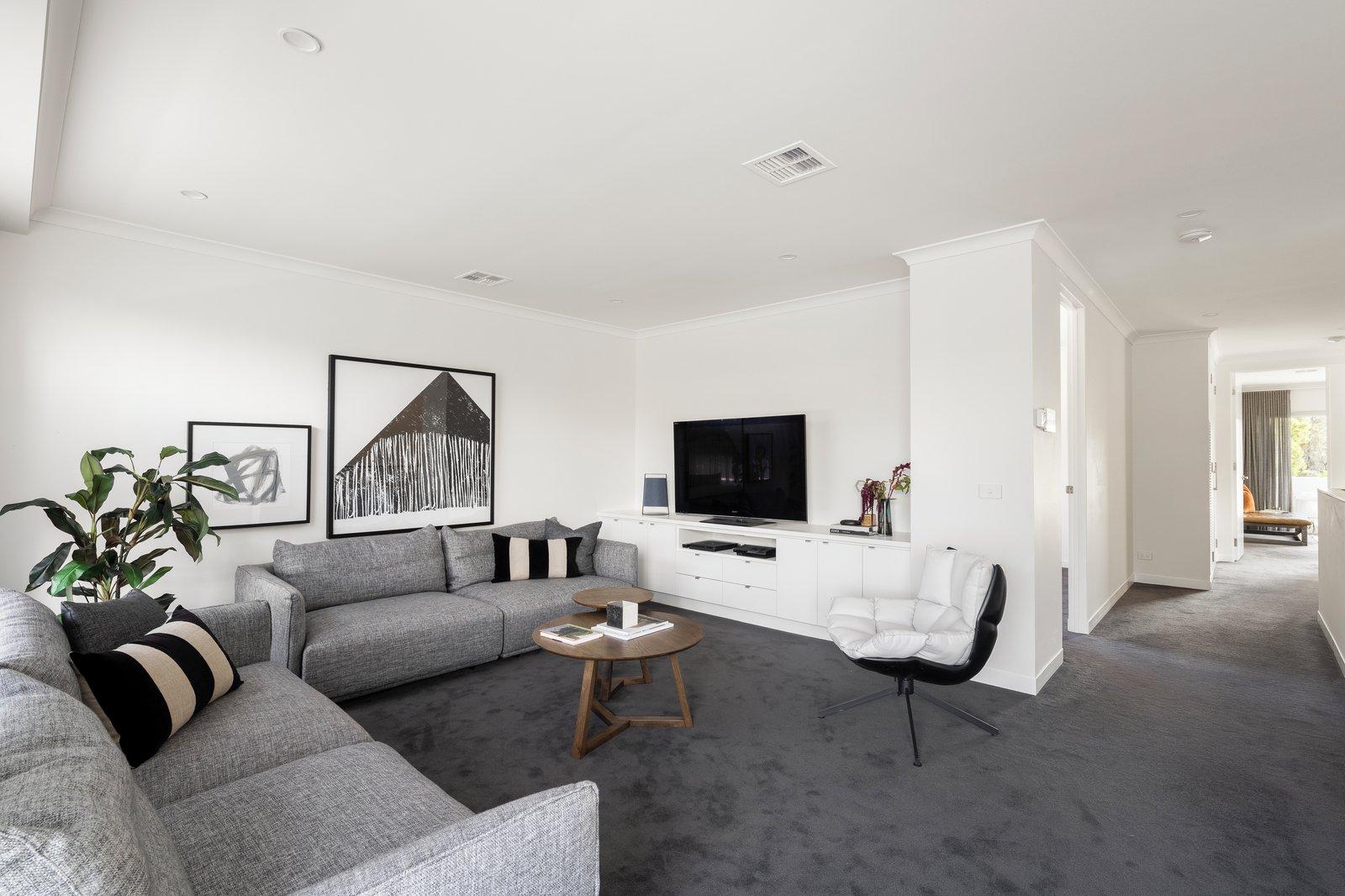 30 Great Valley Road, Glen Iris, 3146