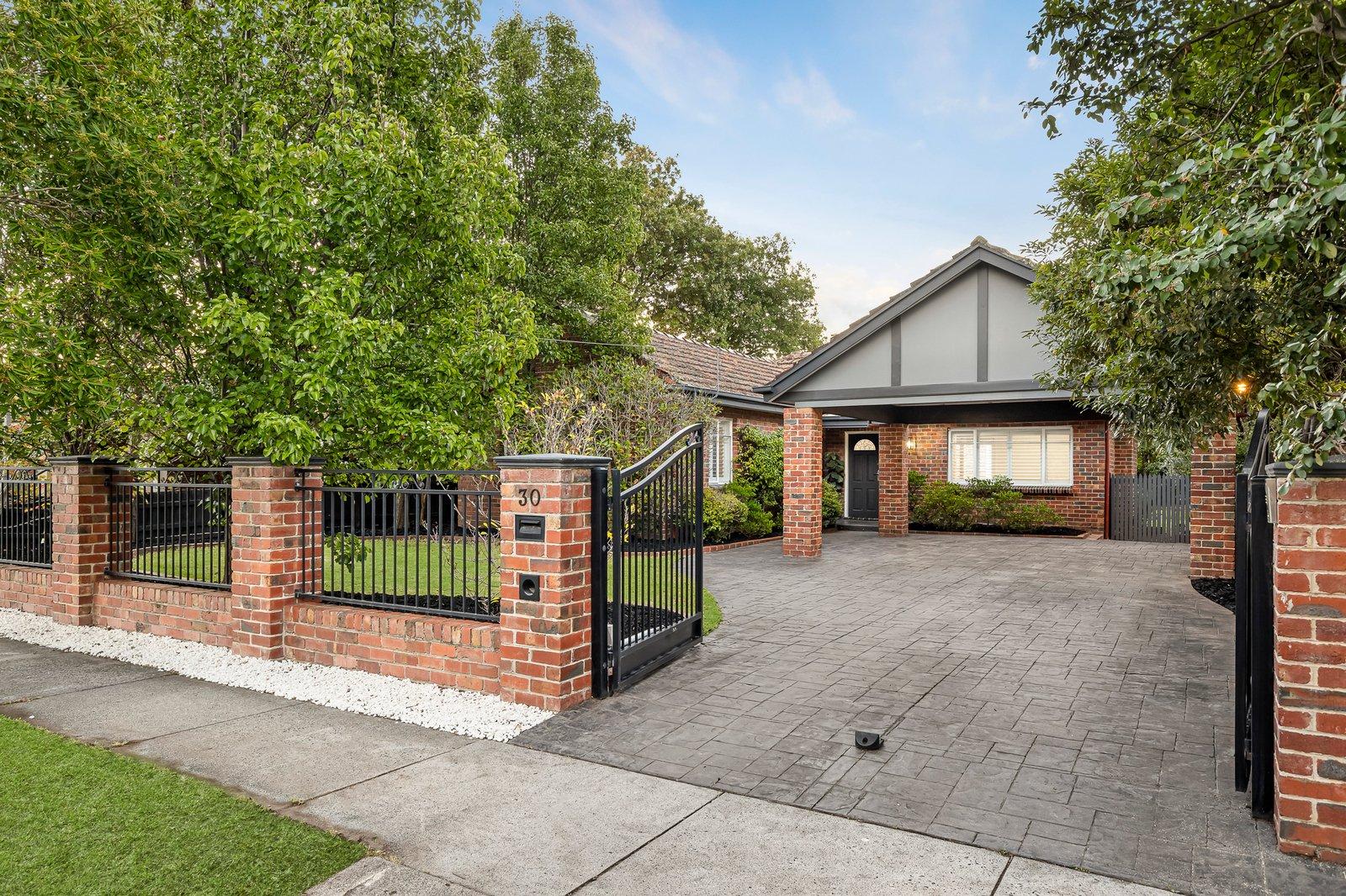 30 Nicholas Street, Ashburton, 3147