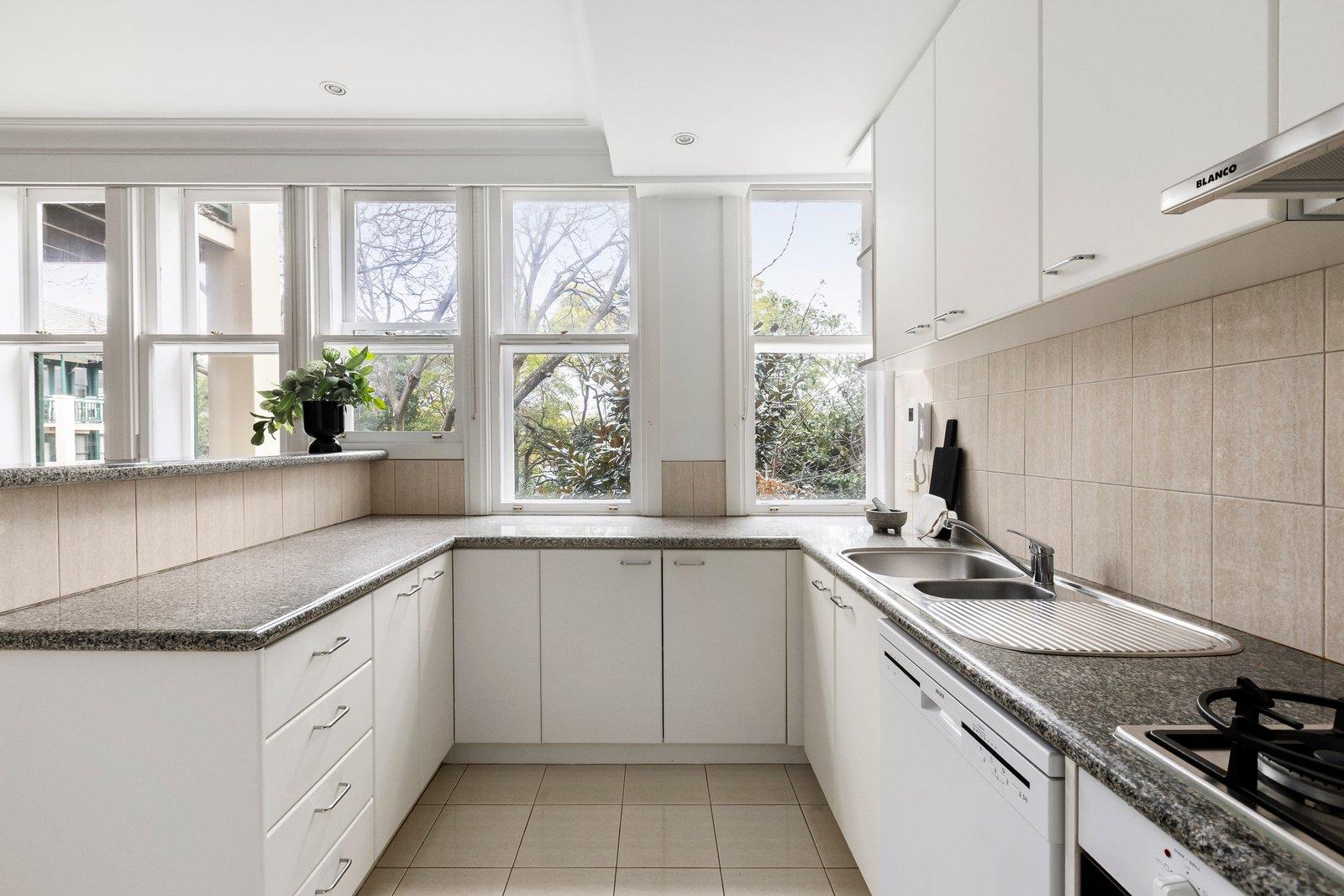 30/17-25 Yarra Street, Hawthorn, 3122