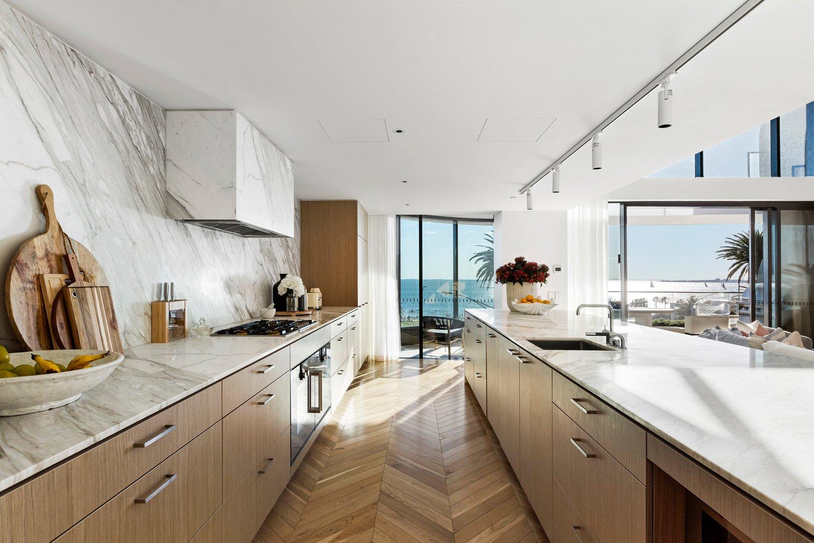 301G/14-16 The Esplanade, St Kilda, 3182