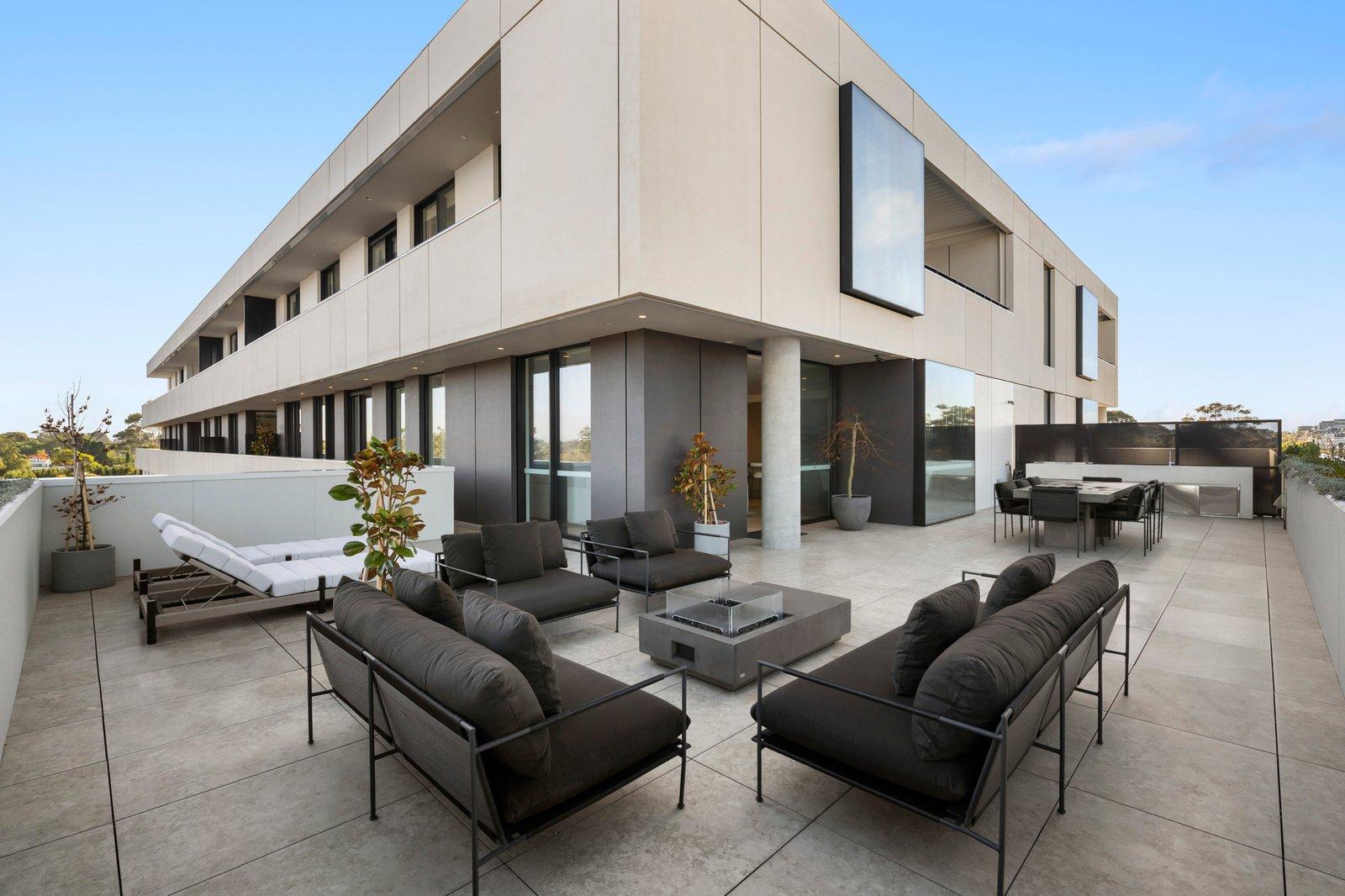 302/83 Bay Street, Brighton, 3186