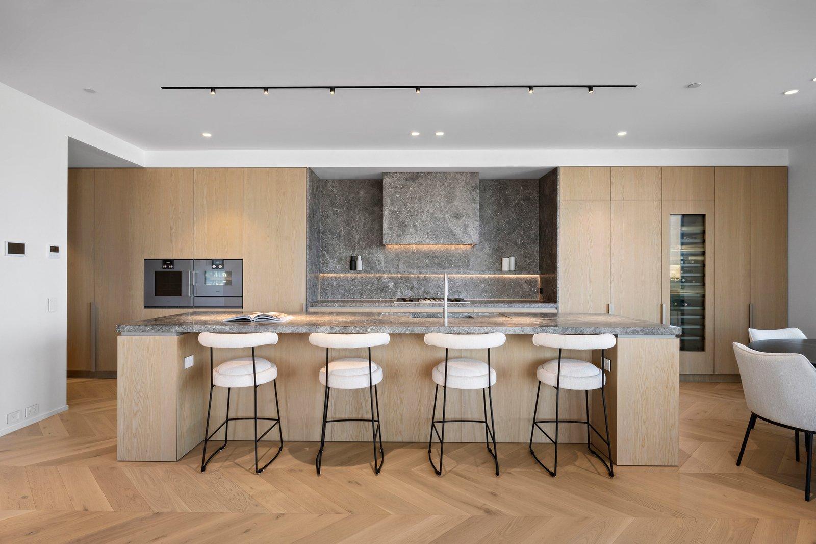 302/83 Bay Street, Brighton, 3186