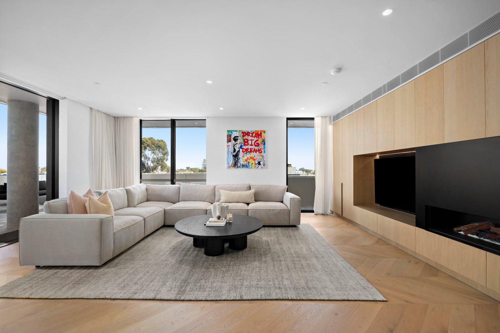 302/83 Bay Street, Brighton, 3186