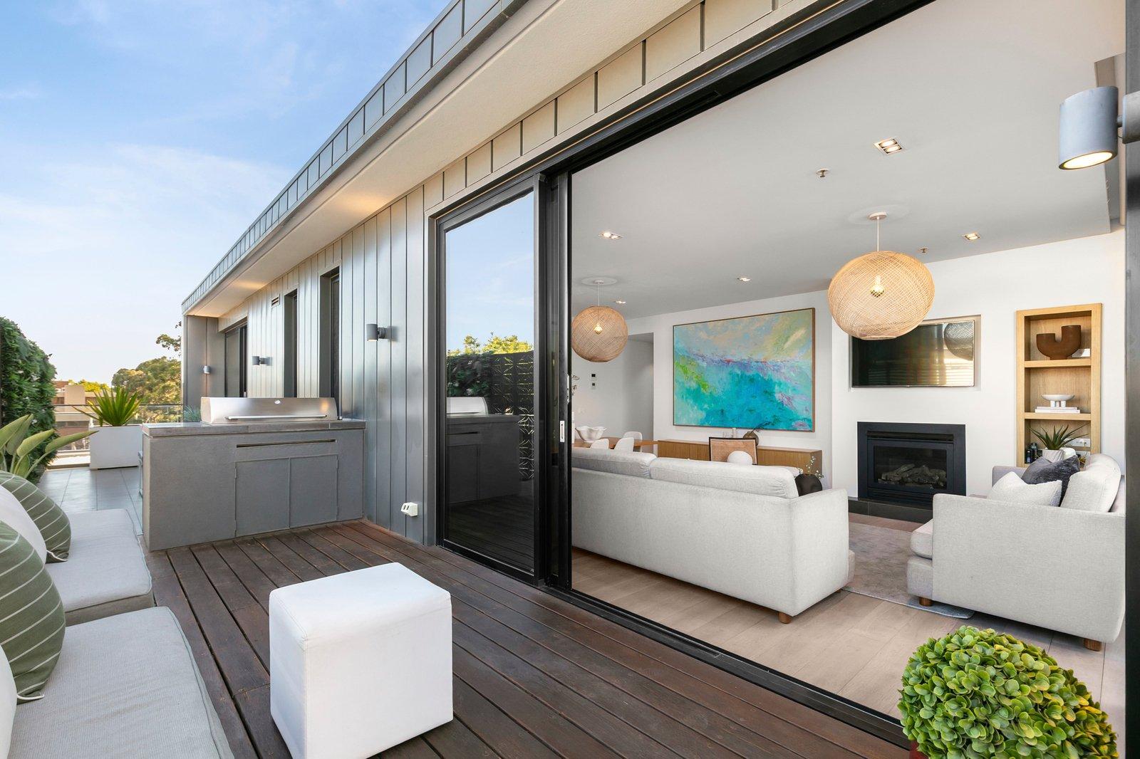 302/2 Cromwell Road, South Yarra, 3141