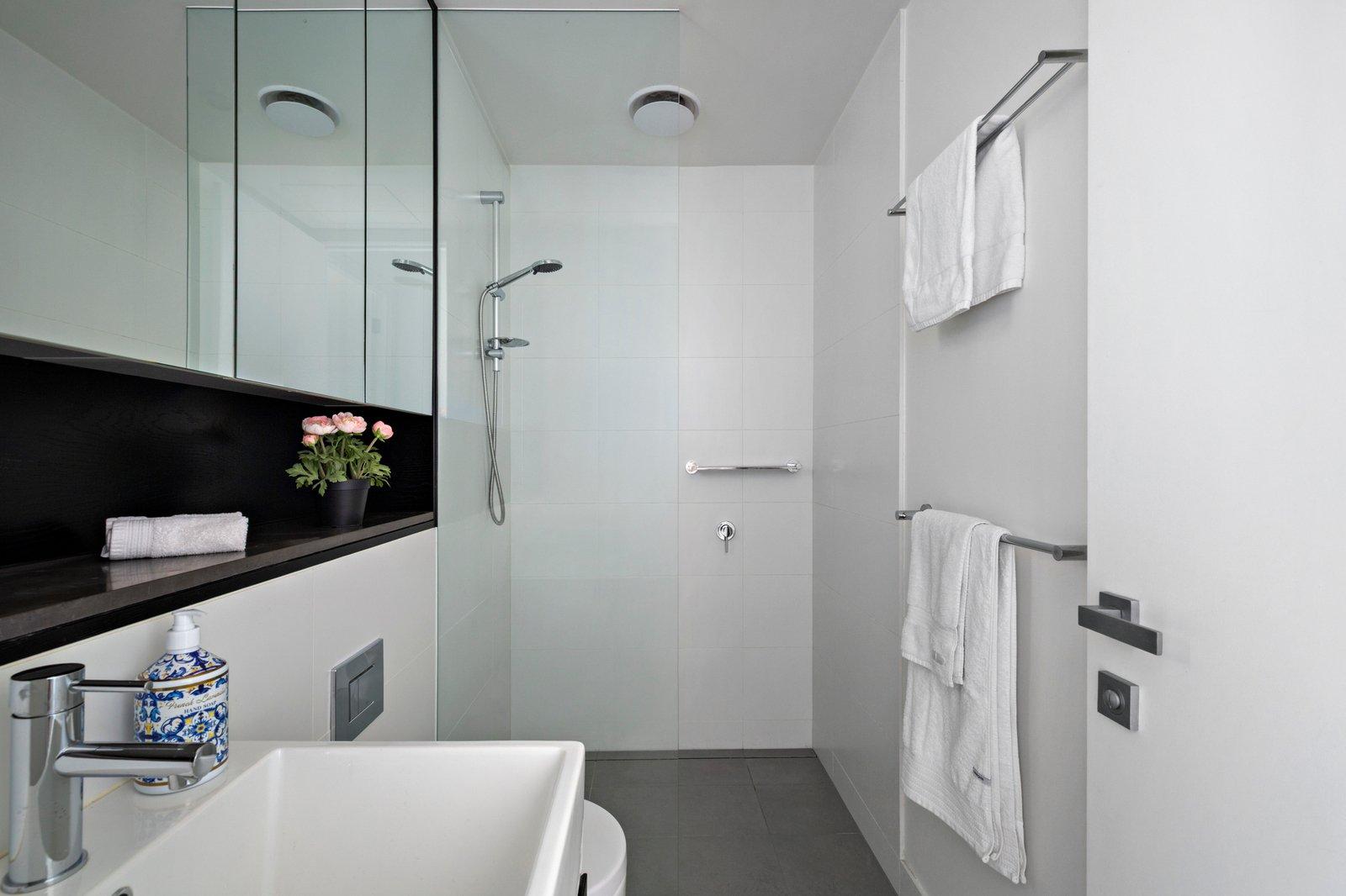 302/317 New Street, Brighton, 3186