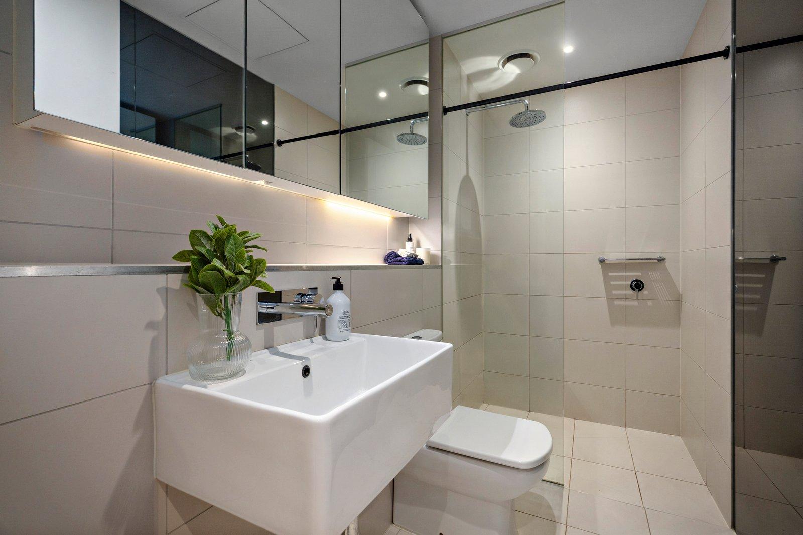 303/99 Palmerston Crescent, South Melbourne, 3205