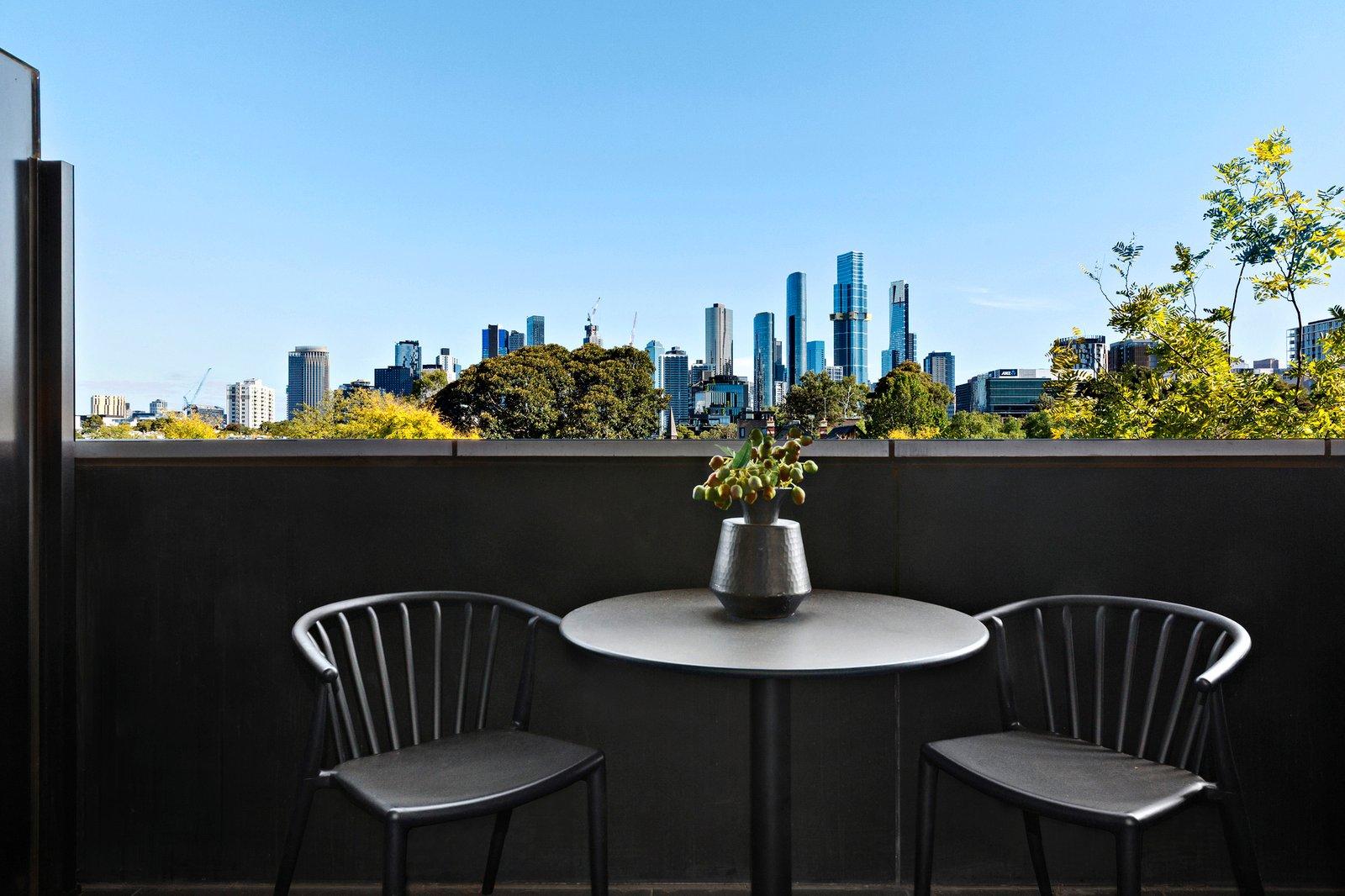 303/99 Palmerston Crescent, South Melbourne, 3205