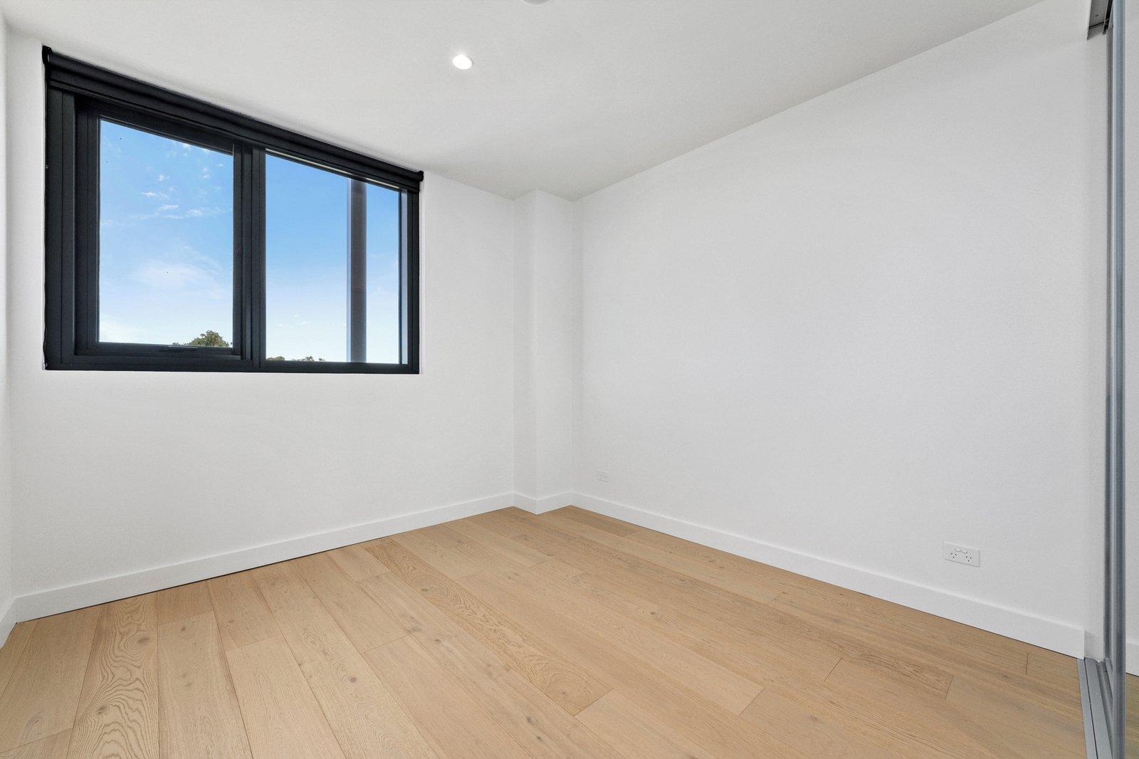 305/4 Koolkuna Lane, Hampton, 3188