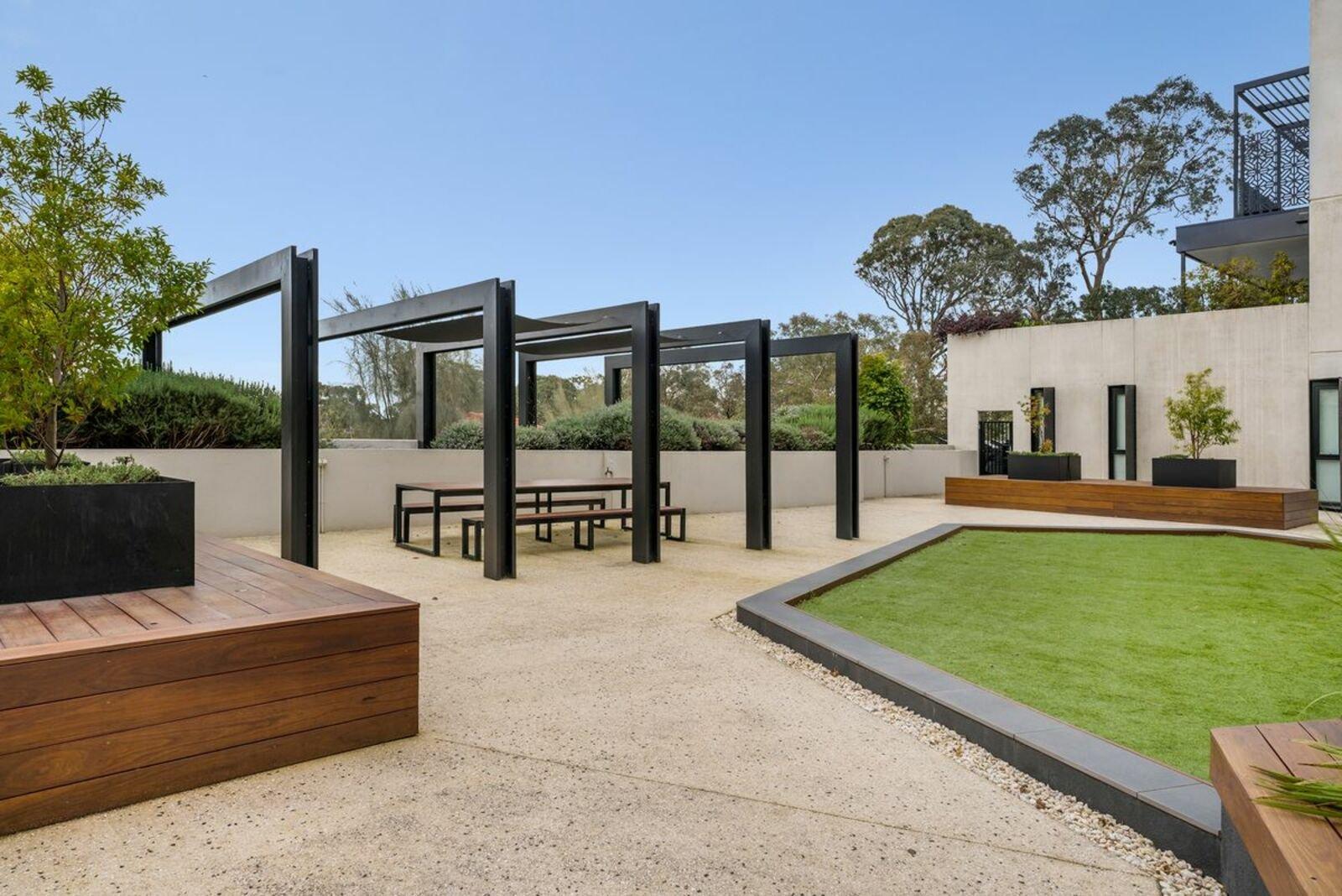 306/1 Red Hill Terrace, Doncaster East, 3109