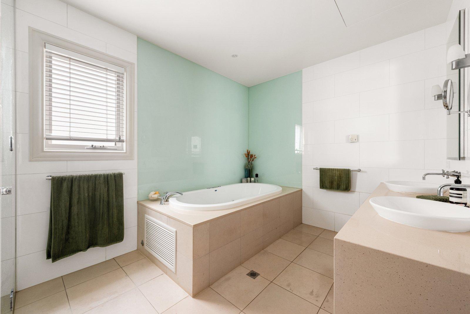 3/18 North Road, Brighton, 3186