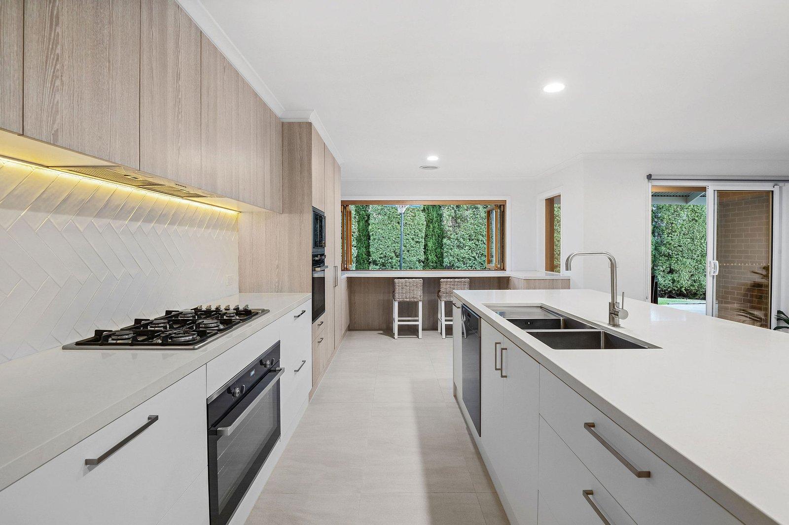 32 Kathleen Crescent, Mornington, 3931