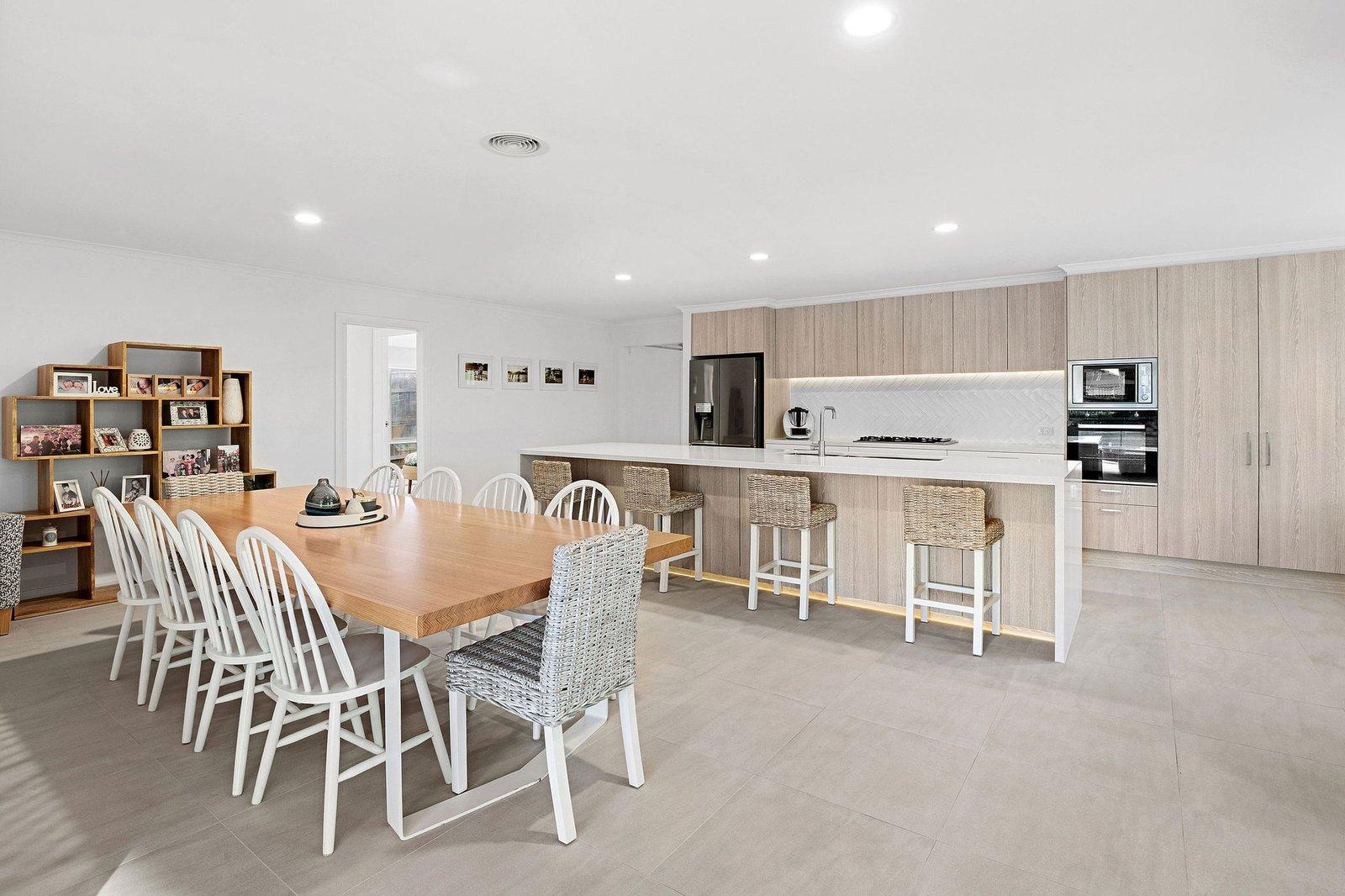 32 Kathleen Crescent, Mornington, 3931