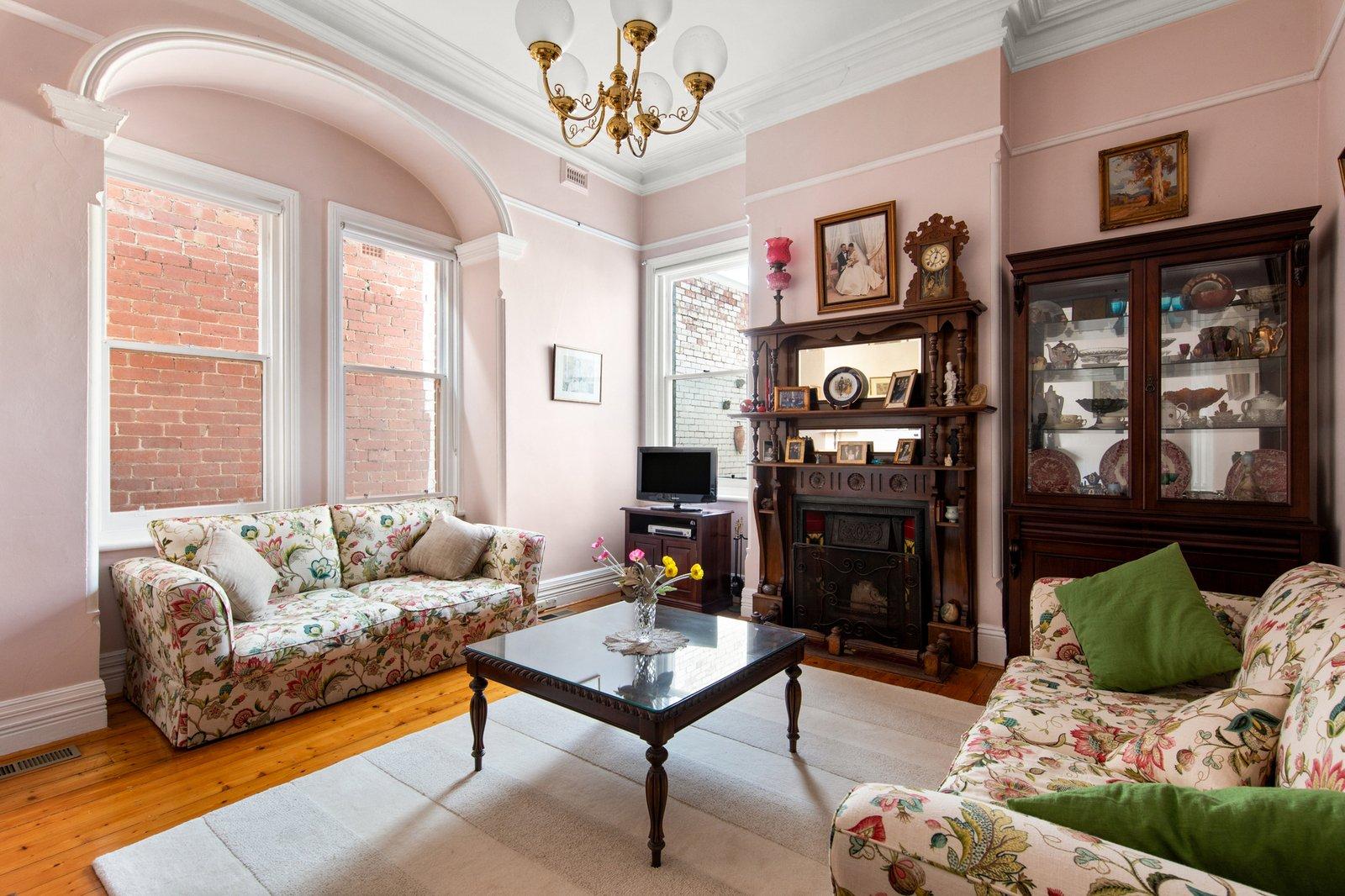 32 Loch Street, St Kilda West, 3182