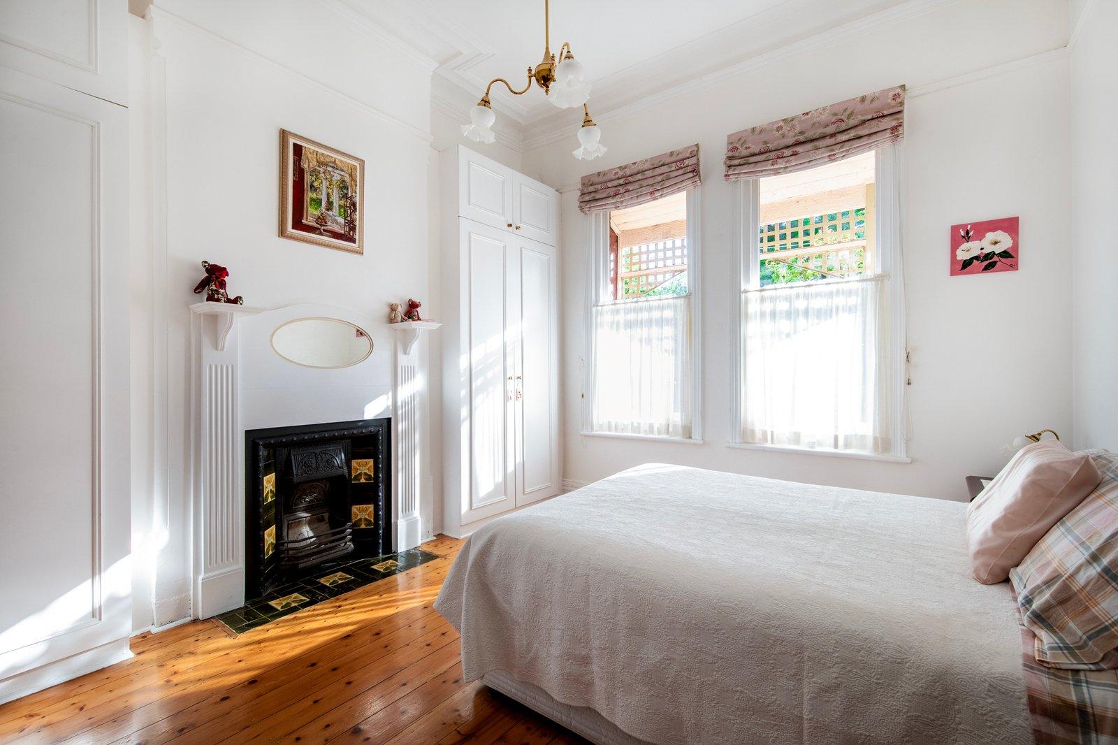 32 Loch Street, St Kilda West, 3182