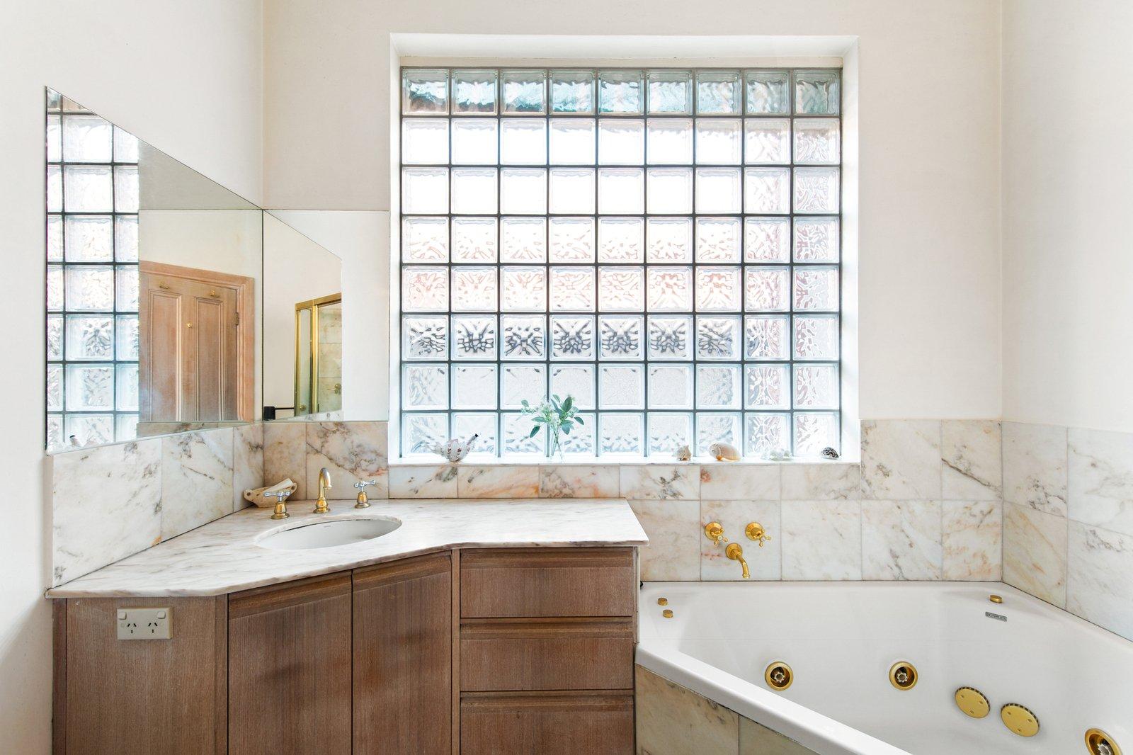 32 Loch Street, St Kilda West, 3182