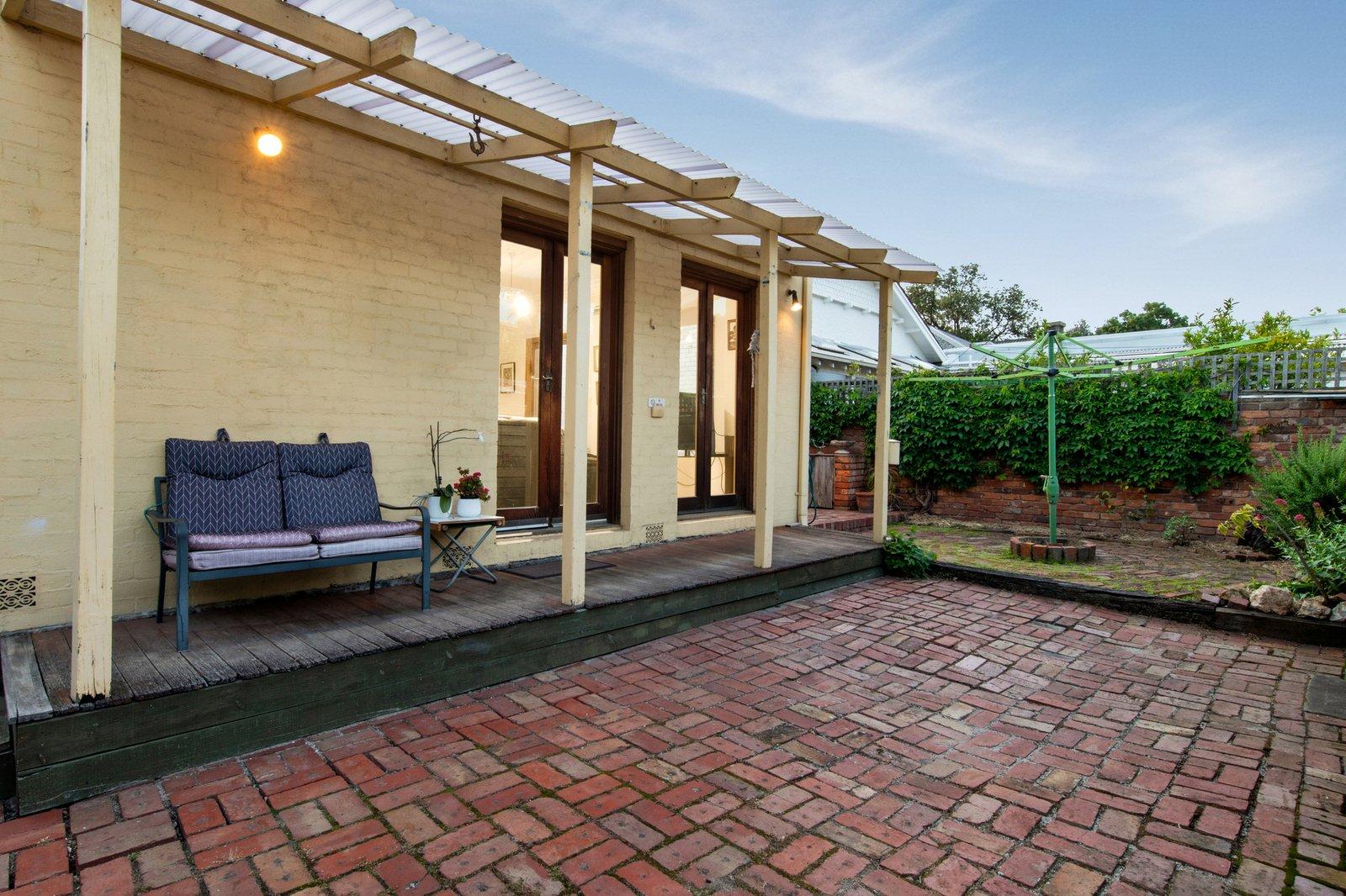 32 Loch Street, St Kilda West, 3182