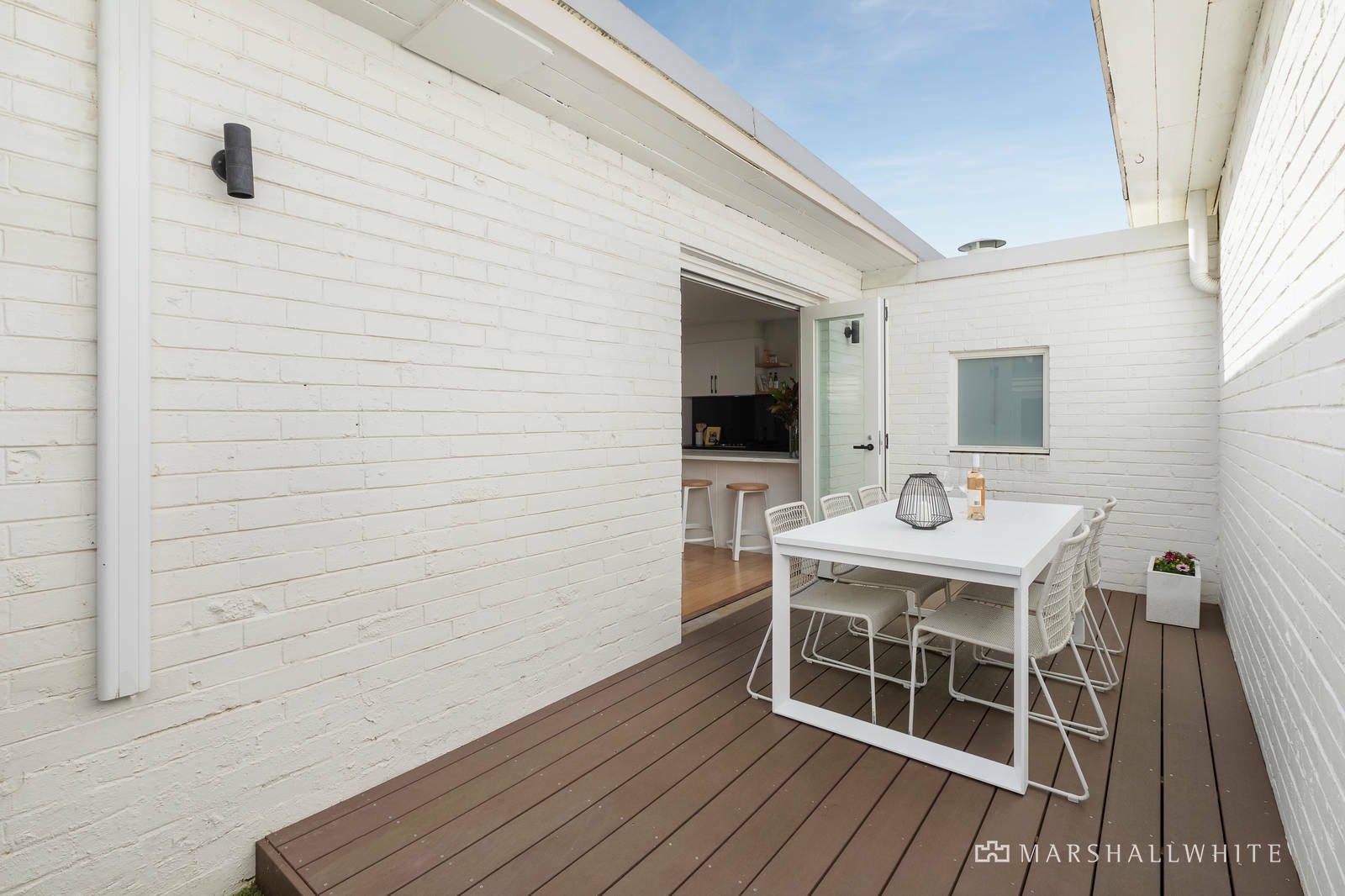 3/24 Henrietta Street, Hawthorn, 3122