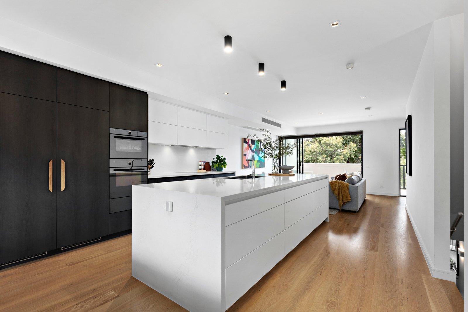 33 Danks Street, Albert Park, 3206